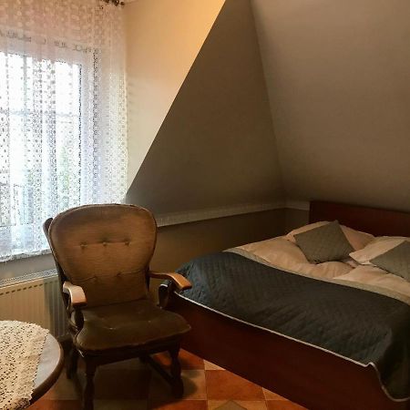 Dworek Biala Dama Nieborów Buitenkant foto